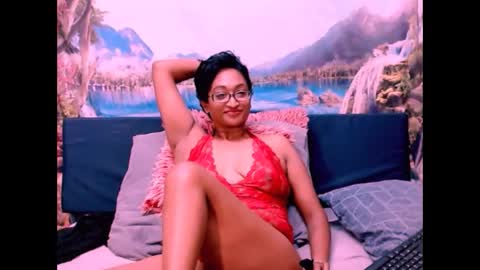 Snapshot of indianspicy69 chatting on January 17, 5:21 am Shreya online show from January 17, 5:21 am