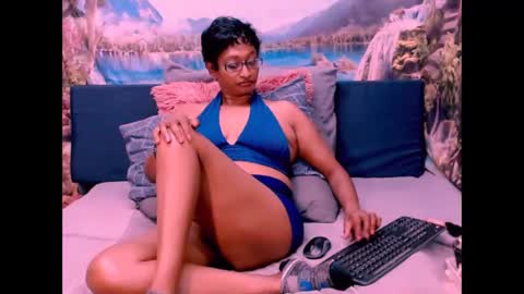 Snapshot of indianspicy69 chatting on January 17, 6:54 pm Shreya online show from January 17, 6:54 pm