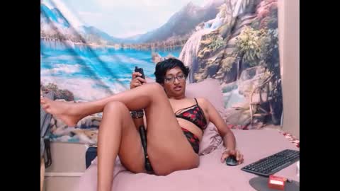 Snapshot of indianspicy69 chatting on February 22, 12:38 am Shreya online show from February 22, 12:38 am