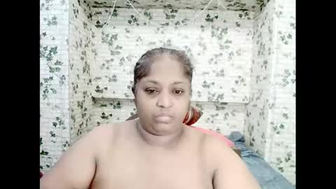 Snapshot of indiantasha chatting on February 8, 10:18 am indiantasha online show from February 8, 10:18 am