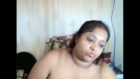 Snapshot of indiantasha chatting on February 17, 10:03 pm indiantasha online show from February 17, 10:03 pm