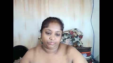 Snapshot of indiantasha chatting on February 18, 1:10 am indiantasha online show from February 18, 1:10 am