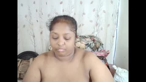 Snapshot of indiantasha chatting on January 10, 10:06 am indiantasha online show from January 10, 10:06 am