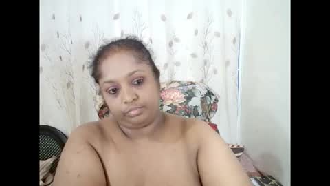 Snapshot of indiantasha chatting on February 17, 6:25 pm indiantasha online show from February 17, 6:25 pm