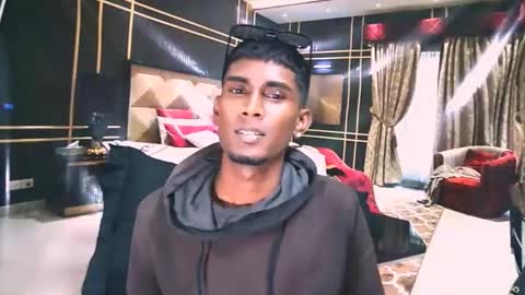 Snapshot of indianthuggin chatting on June 8, 8:31 pm BabyFace online show from June 8, 8:31 pm
