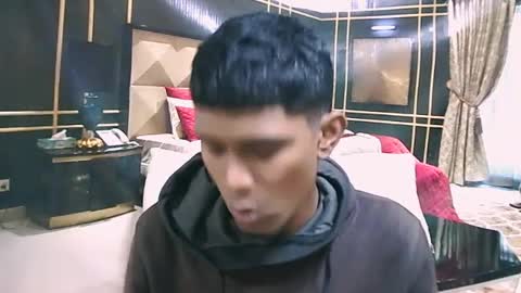 Snapshot of indianthuggin chatting on June 20, 10:12 pm BabyFace online show from June 20, 10:12 pm