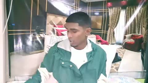 Snapshot of indianthuggin chatting on July 13, 7:38 pm BabyFace online show from July 13, 7:38 pm