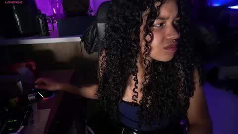 Snapshot of indicasatan chatting on September 12, 11:37 pm Indicasatan online show from September 12, 11:37 pm