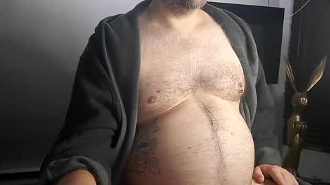 Snapshot of indigolvr chatting on December 12, 6:36 am BroLOU online show from December 12, 6:36 am