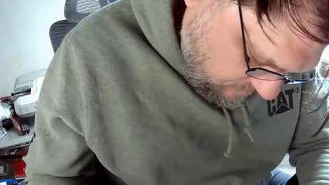 Snapshot of indigolvr chatting on May 1, 3:05 pm BroLOU online show from May 1, 3:05 pm