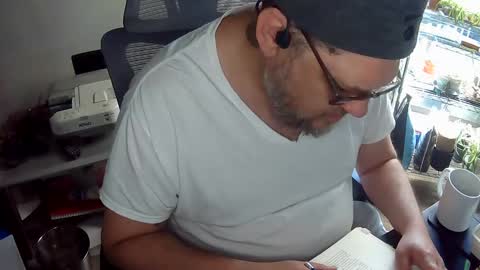 Snapshot of indigolvr chatting on May 17, 6:59 pm BroLOU online show from May 17, 6:59 pm