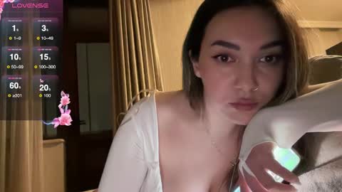 Snapshot of indikaflower chatting on March 12, 1:47 am Indika Flower online show from March 12, 1:47 am