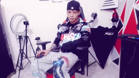 matias online show from November 13, 11:36 pm