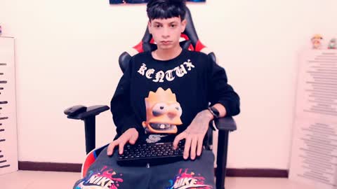 matias online show from April 10, 9:19 pm