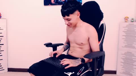 matias online show from April 18, 8:09 pm