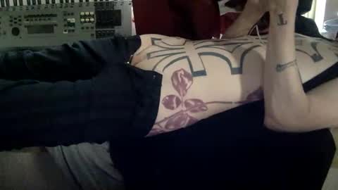 IndustrialK online show from April 20, 10:00 pm