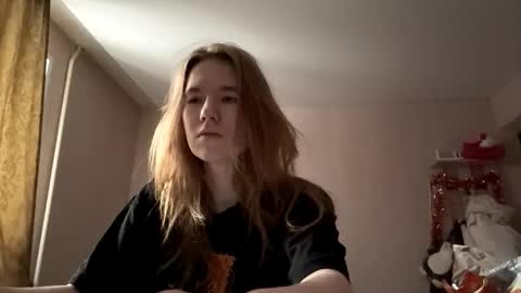 Snapshot of inespacheco chatting on March 3, 11:27 am Sofia online show from March 3, 11:27 am