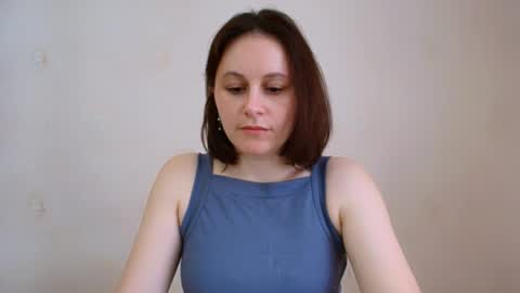 Inessa online show from May 24, 9:47 am