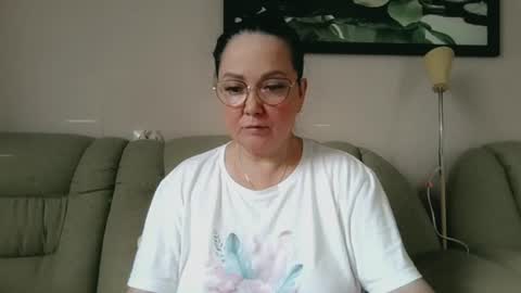 Snapshot of infinity_loveliness chatting on July 8, 6:51 am Infinity online show from July 8, 6:51 am