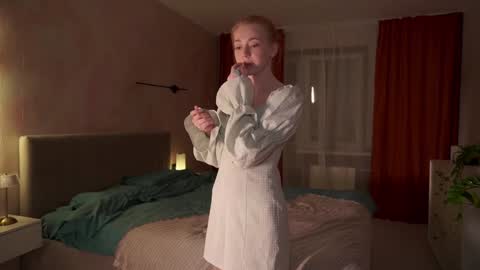 Snapshot of infinitysoul_ chatting on December 14, 6:30 pm Alexa..  Inst     Fansly infinitysoul  online show from December 14, 6:30 pm