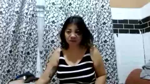 Snapshot of infinitythegoddess chatting on October 25, 1:35 am Infinitythegoddess online show from October 25, 1:35 am