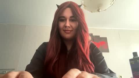 Snapshot of ingabowlet chatting on October 28, 9:35 am Call me Lera online show from October 28, 9:35 am