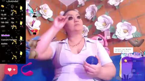 Ingrit online show from December 14, 2:11 pm