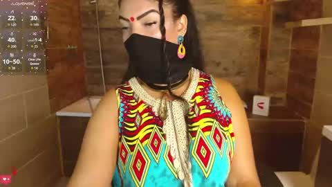 Snapshot of iniya_parul chatting on May 13, 2:58 pm Iniya online show from May 13, 2:58 pm