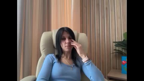 Snapshot of injaathome chatting on April 23, 12:29 pm InjaAtHome online show from April 23, 12:29 pm
