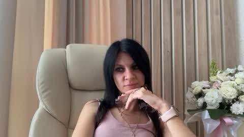 Snapshot of injaathome chatting on July 20, 11:23 am InjaAtHome online show from July 20, 11:23 am