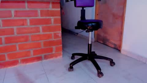 Snapshot of ink_demon chatting on October 30, 3:41 am demon online show from October 30, 3:41 am