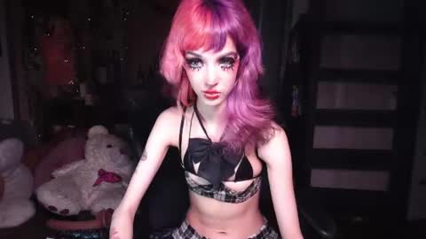 Snapshot of ink_pleasure chatting on June 28, 11:22 pm Pleasure With Rita online show from June 28, 11:22 pm