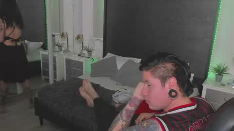 Snapshot of inkedsinners_ chatting on May 22, 3:24 am inkedsinners_ online show from May 22, 3:24 am