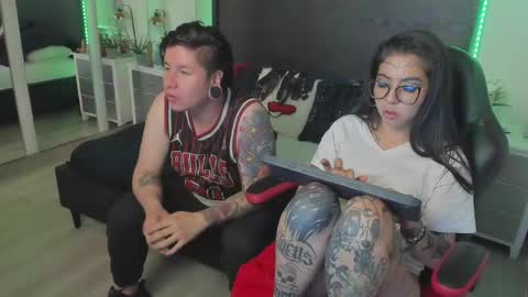 Snapshot of inkedsinners_ chatting on May 25, 11:27 am inkedsinners_ online show from May 25, 11:27 am