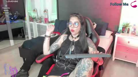 Snapshot of inkedsinners_ chatting on May 29, 4:38 pm inkedsinners_ online show from May 29, 4:38 pm