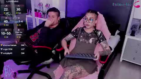 Snapshot of inkedsinners_ chatting on June 14, 2:30 pm inkedsinners_ online show from June 14, 2:30 pm