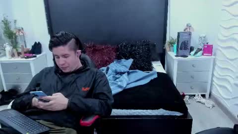 Snapshot of inkedsinners_ chatting on June 20, 12:08 pm inkedsinners_ online show from June 20, 12:08 pm