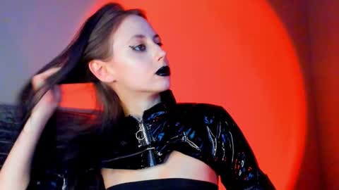 Venera  online show from February 6, 4:21 pm