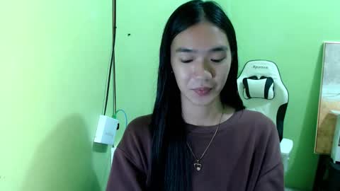 Reign online show from February 19, 6:04 pm