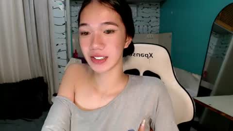 Snapshot of innocent_reign69 chatting on June 20, 6:44 pm Reign online show from June 20, 6:44 pm