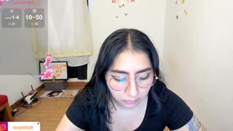 Snapshot of innocentchurchgirlll chatting on March 12, 8:15 pm Luna online show from March 12, 8:15 pm