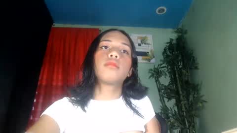 Snapshot of innocentfucker69_samantha chatting on July 6, 1:24 am innocentfucker69_samantha online show from July 6, 1:24 am