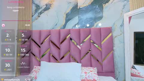 innocenthazel online show from October 5, 7:34 pm