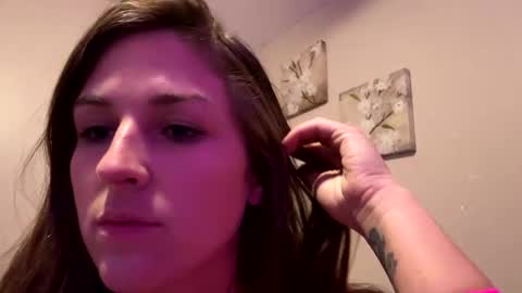 Snapshot of innocentlilsarah chatting on October 15, 1:44 pm innocentlilsarah online show from October 15, 1:44 pm