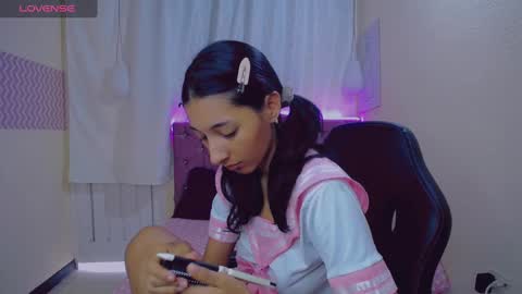 Snapshot of inocent_luna chatting on December 11, 11:51 am Luna moon online show from December 11, 11:51 am