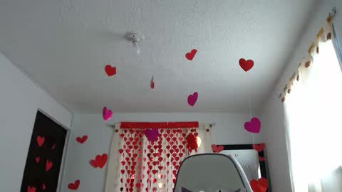 Snapshot of inocentheaven chatting on February 14, 4:09 pm Celeste online show from February 14, 4:09 pm