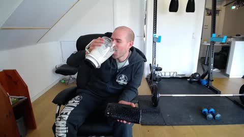 insanemaxxx online show from December 13, 12:50 pm