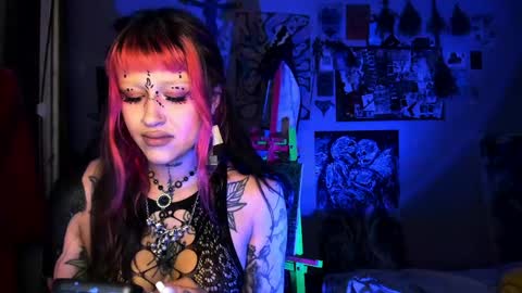 Insunnity666 online show from April 13, 8:14 pm