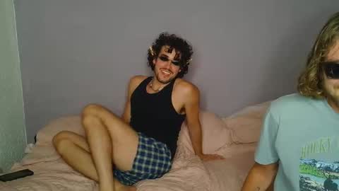 Snapshot of intellectual_guey chatting on March 27, 3:56 am intellectual_guey online show from March 27, 3:56 am