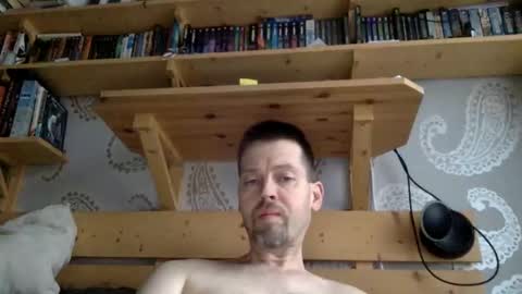 InterestedHun online show from December 4, 3:21 pm